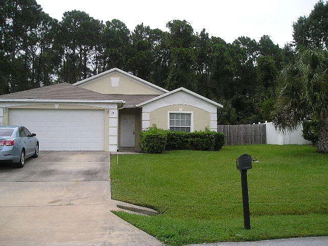 19 Pilgrim Dr