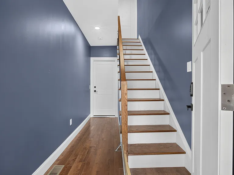24 Dean St #1 — Photo 26