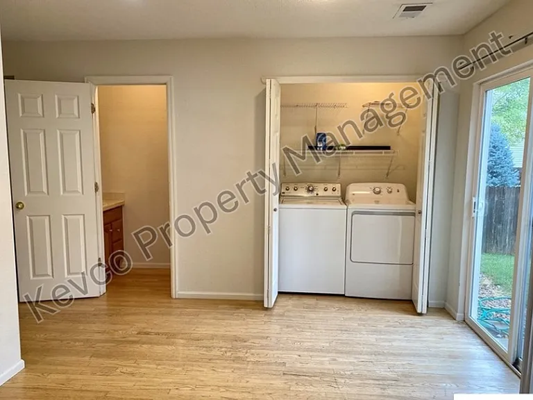 3433 Bale Dr — Photo 5