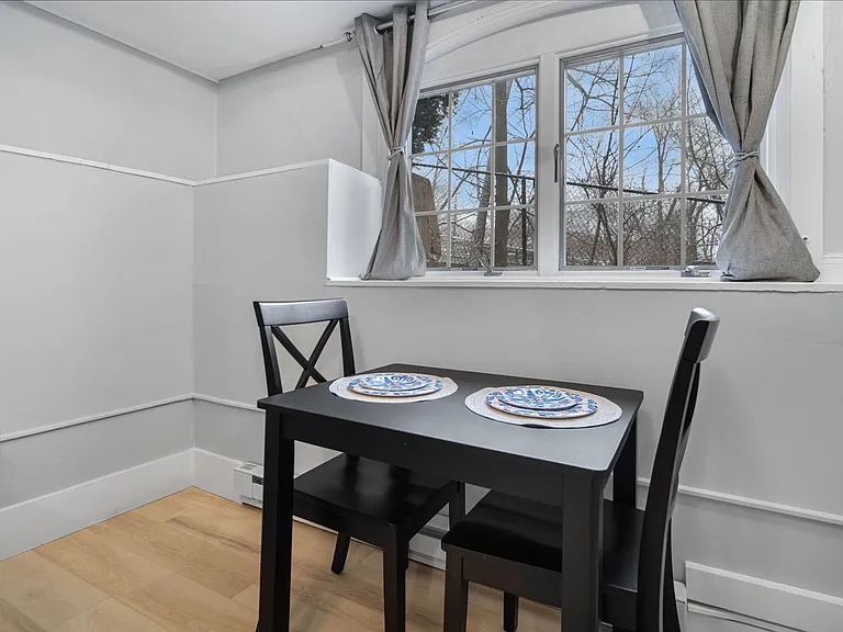 504 Stewart Ave — Photo 237