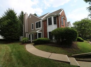 37 Hillsborough Ct, Rockaway, NJ 07866