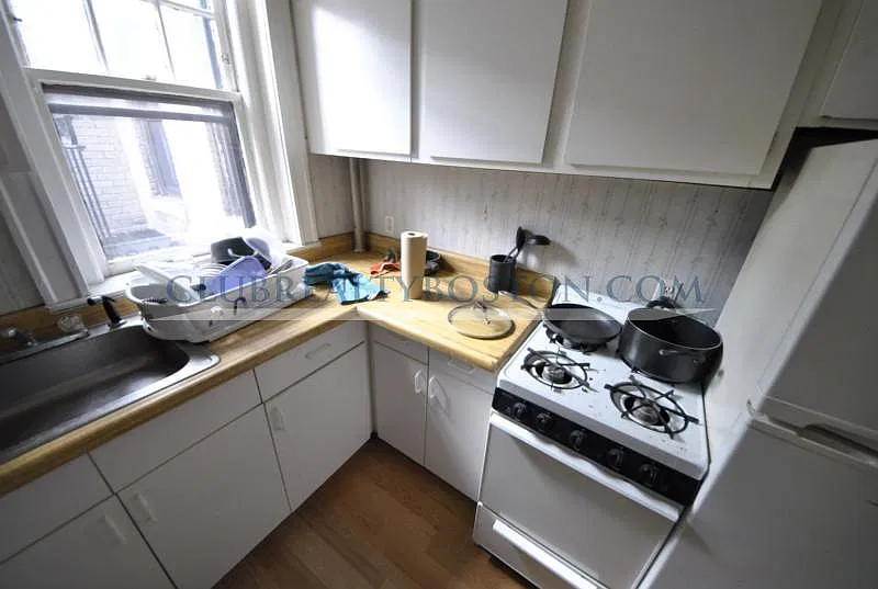 Studio, 1.0 bath, $1,950 — Photo 1