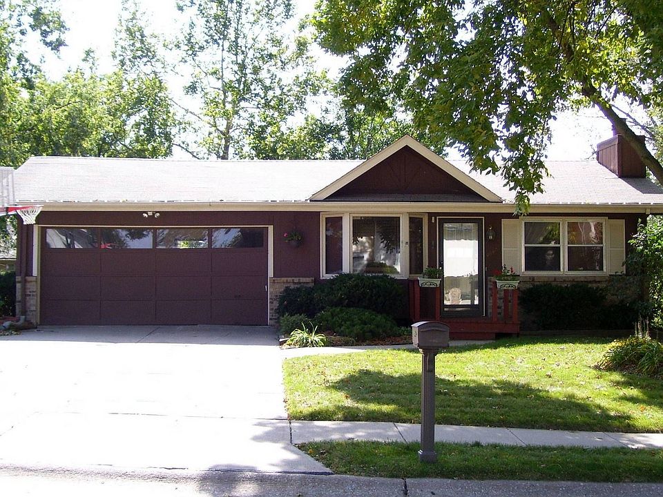 1st image of 4817 Aspen Dr