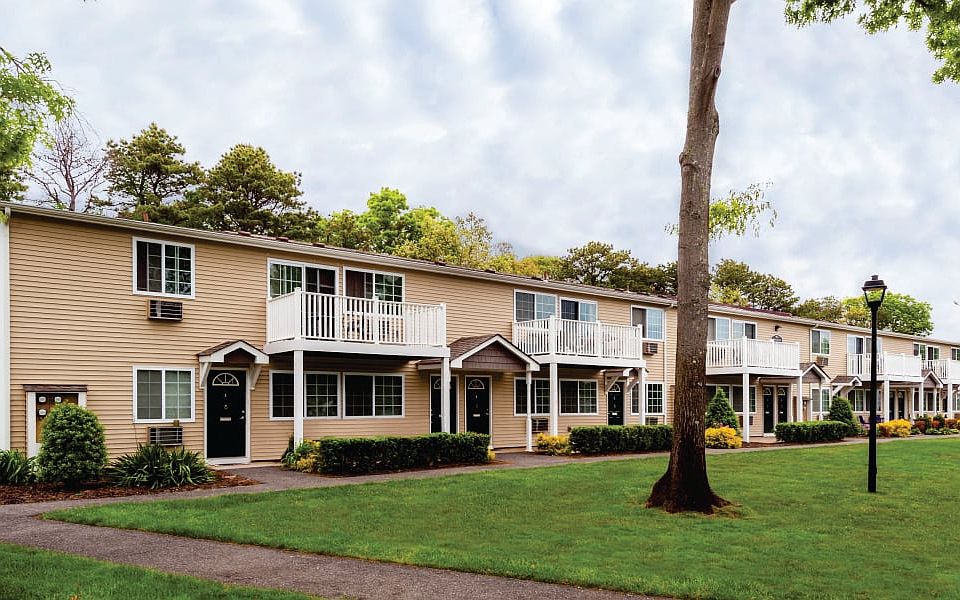 Lakeside Village Apartment Rentals East Patchogue, NY Zillow