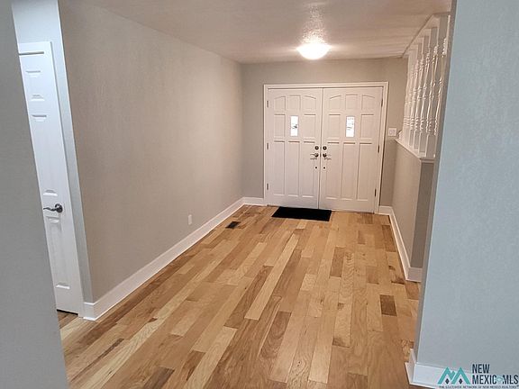 2nd image of 705 Estrellita Dr