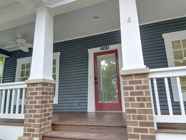 400 Olmsted Park Pl — Photo 2