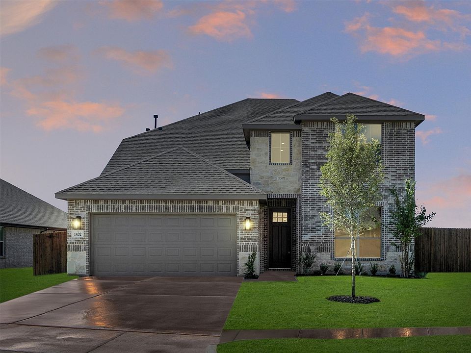 1st image of 1432 Fox Glen Trl