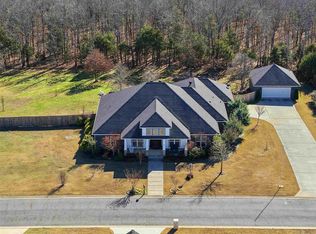8 Persimmon Ridge Dr, Greenbrier, AR 72058