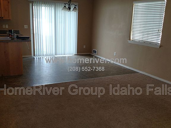 2nd image of 2025 Dakota Ln