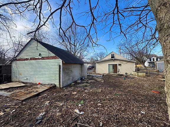 5th image of 3271 Dover Rd