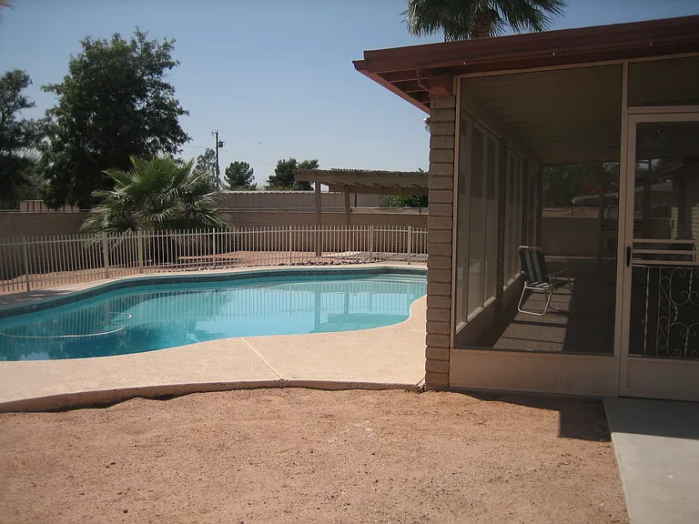 E Thunderbird Rd — Photo 32