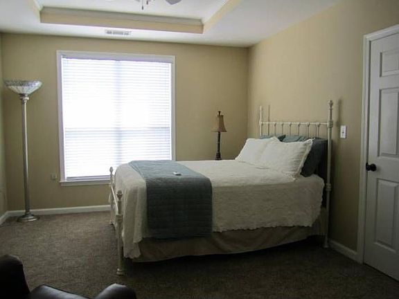 125 Edinburgh Court GA