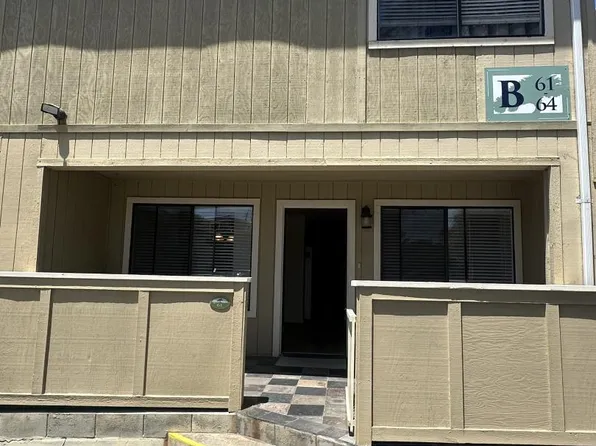 820 Casanova Ave APT 61, Monterey, CA 93940
