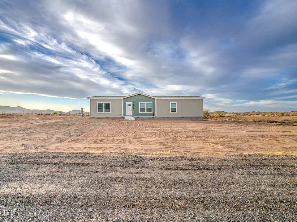1st image of 39112 W MALDONADO Road
