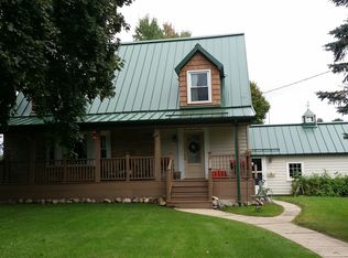 504 W Franklin Ave, Reed City, MI 49677