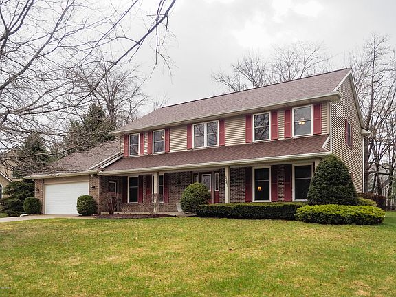 6367 Redfern Circle, Portage (103 of 43)