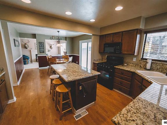 3rd image of 5076 Palo Alto Cir