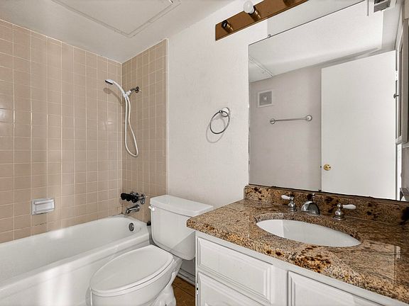 4th image of 1025 Turtle Lake Blvd #111