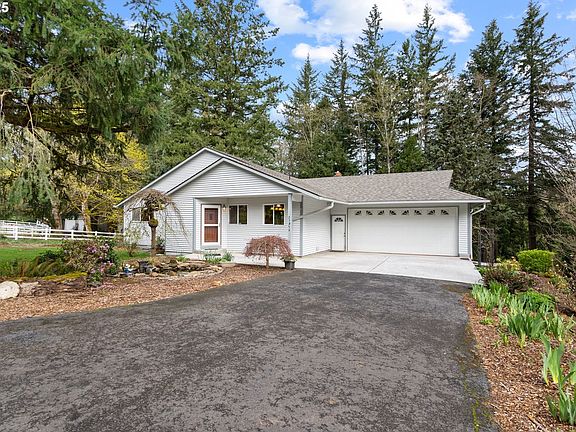 4th image of 23836 NE 54th St