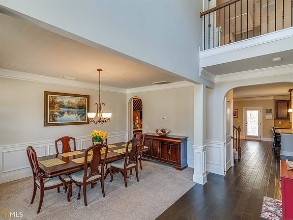 4th image of 517 Twin Springs Ln