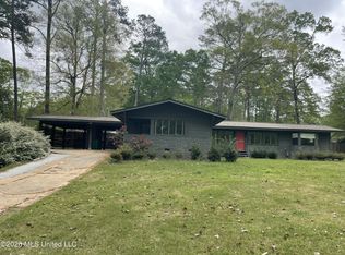 107 Woodland Hill Dr, Brookhaven, MS 39601