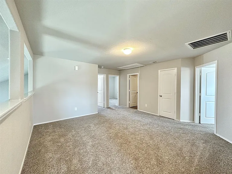 5410 Pembrokeshire Cir — Photo 18