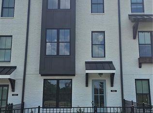 502 Healy Dr, Cumming, GA 30040