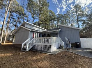 465 Harbor Trce W, Sanford, NC 27332