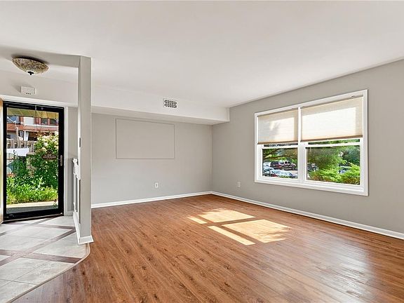 5th image of 1614 Shenandoah Ct