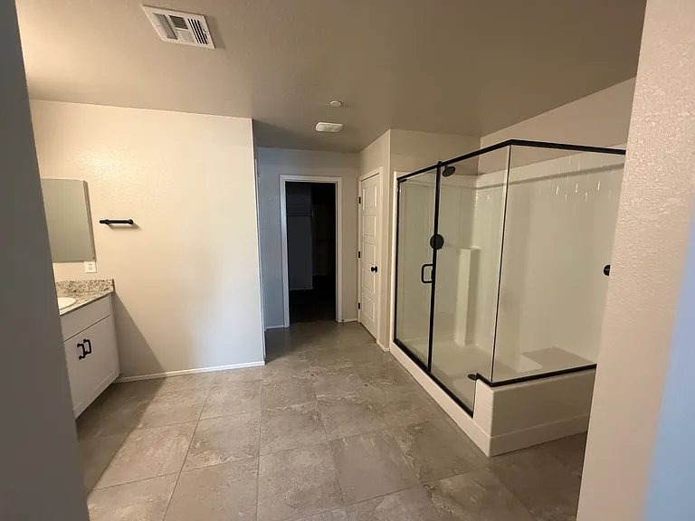 4519 Sapphire Moon Ave — Photo 6