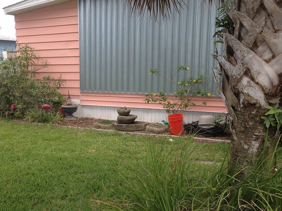 1st image of 155 Moonlight Dr