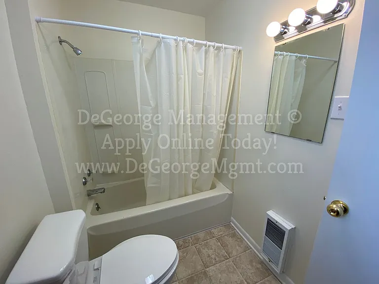 409 Madison St — Photo 36