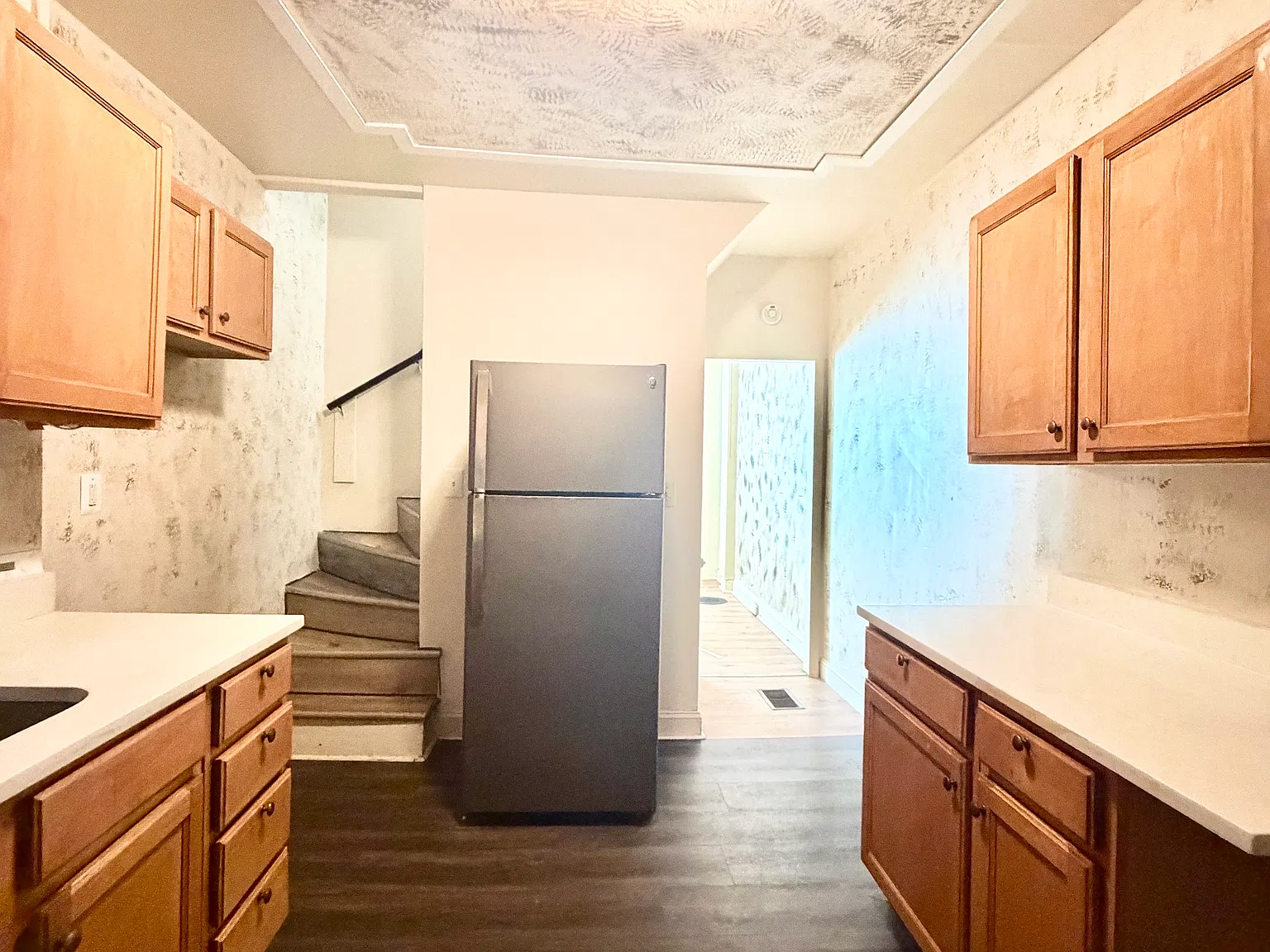 2 bed, 850 sqft, $1,050 — Photo 4