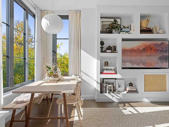 4th image of 345 Carroll St #3C