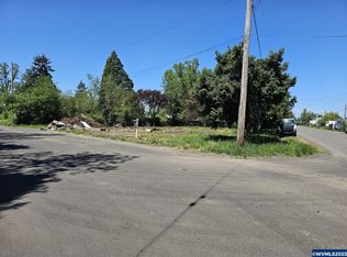 2683 Primrose St, Lebanon, OR 97355