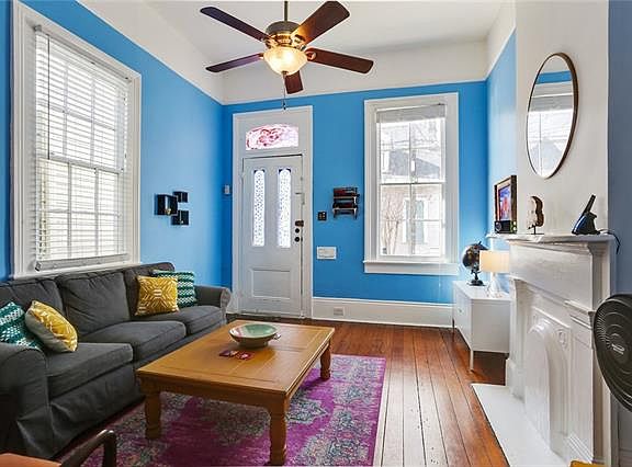 3rd image of 827 Saint Ferdinand St #29