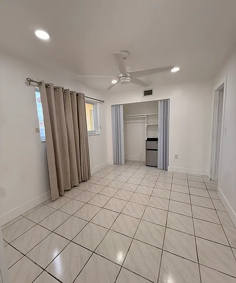 7813 SW 9th Ter — Photo 1