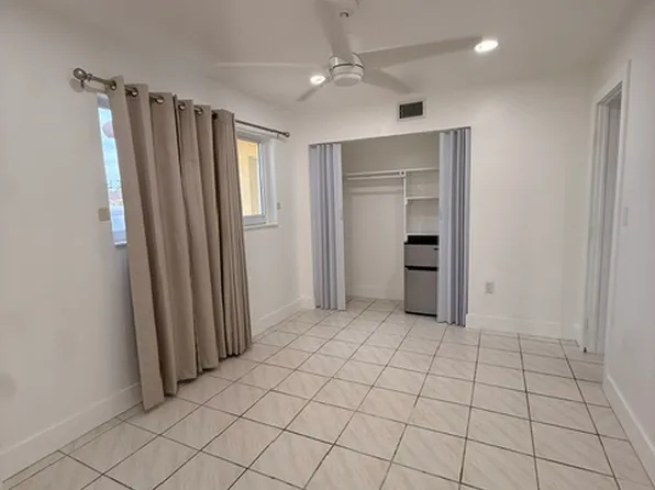 7813 SW 9th Ter, Miami, FL 33144
