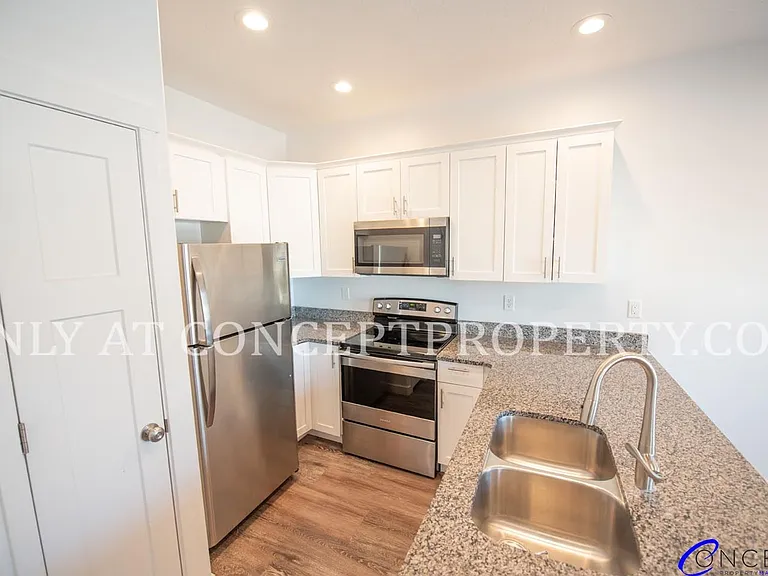 Harvest Pointe Townhomes — Photo 63