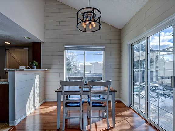 4th image of 11328 Elm Dr