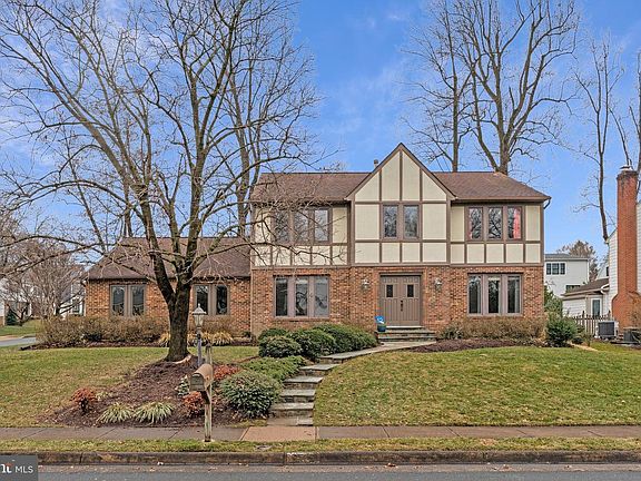 2nd image of 9501 Blythe Dale Ct