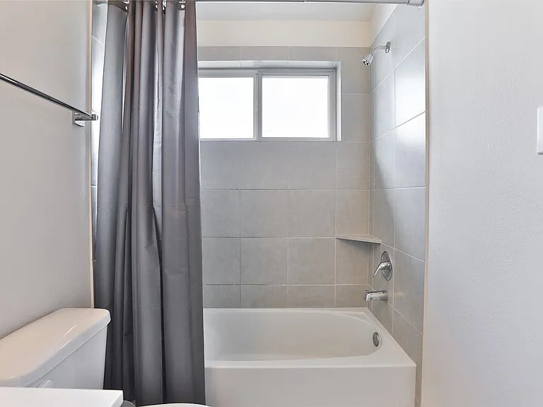 4811 Martin Oaks Ln — Photo 22