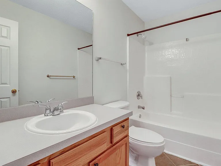 106 Silverton Rd — Photo 35