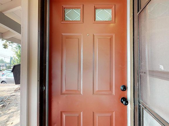 5th image of 3411 Marten Ave