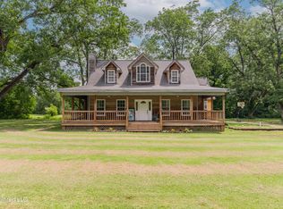 1269 Pecan Orchard Dr, Bolton, MS 39041