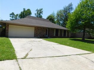 617 Markham Dr, Slidell, LA 70458