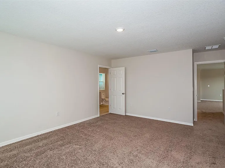 14987 Sterling Spur Ave — Photo 10
