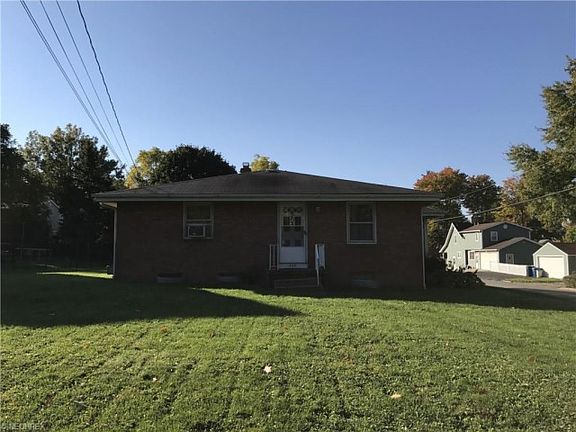 2nd image of 205 Argyle Ave