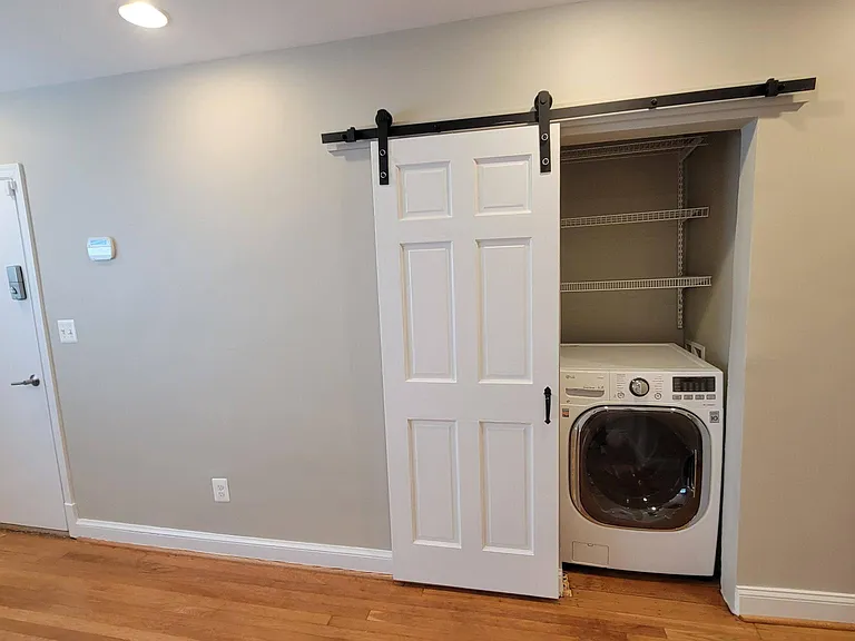 2900 8th St NE #4 — Photo 3