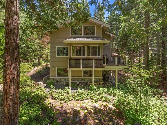 5th image of 599 Fairway Dr